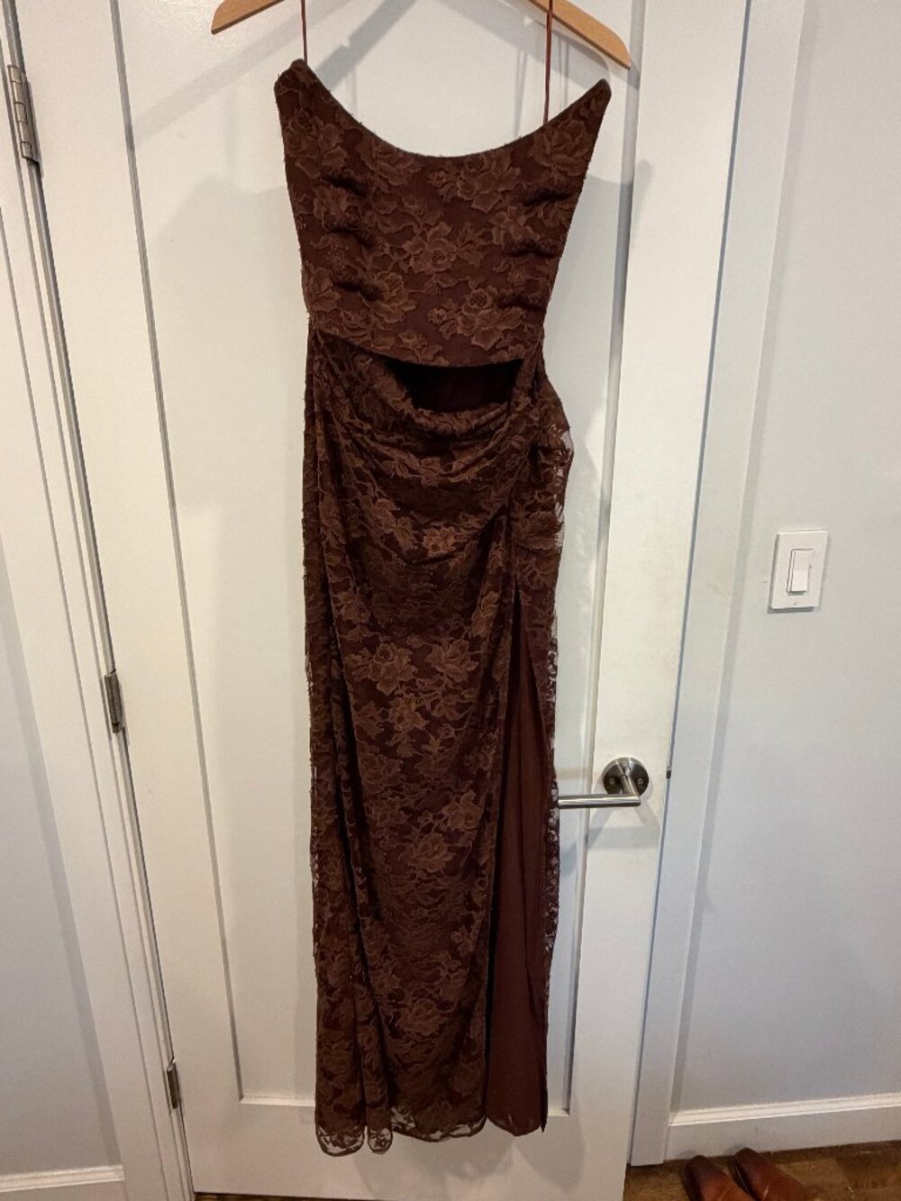 Sau Lee Julia Lace Gown - Picture 3 of 4